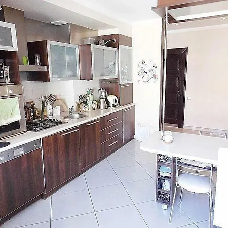 Studio Apartament * بيتوم